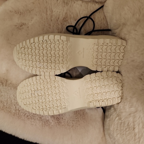 NWT Black Leather High Top Converse Sneakers-Size 10​​​​​​​ - Picture 5 of 5